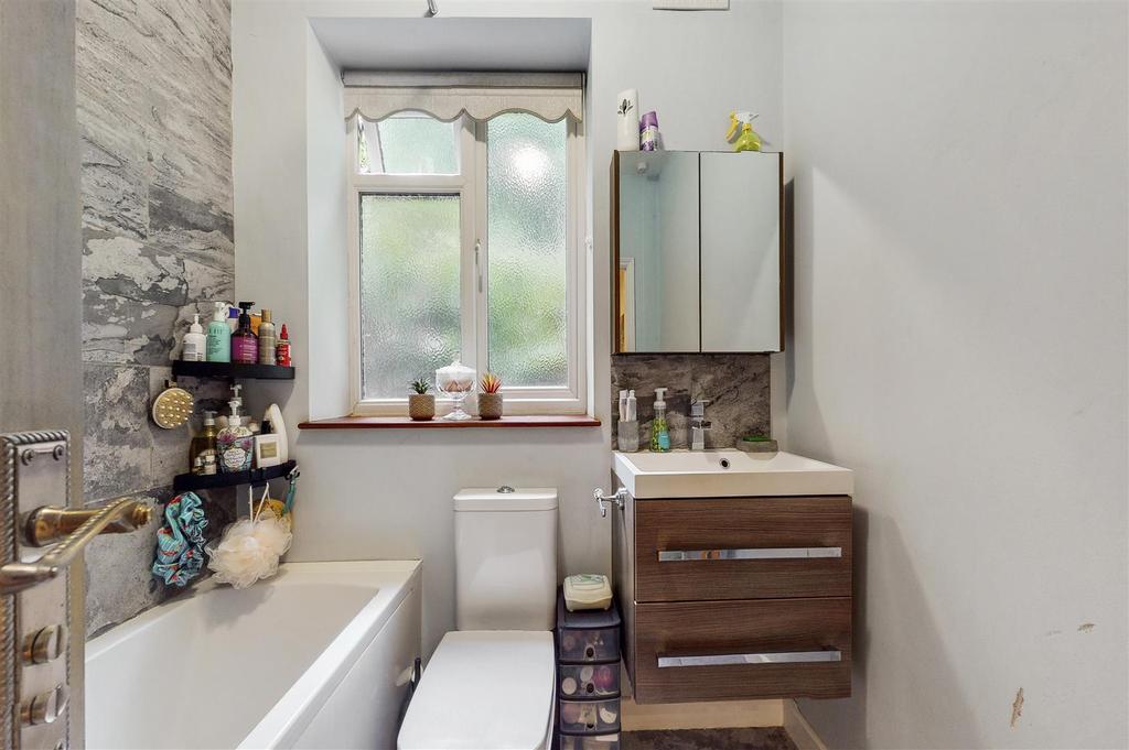14 Elmwood Court - v Nvwi Ji6l Bk Uq AUt Tr Og.jpg