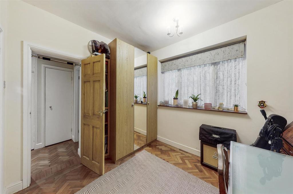 14 Elmwood Court - Hewl YTWi I683 D4 Jx EH63.jpg