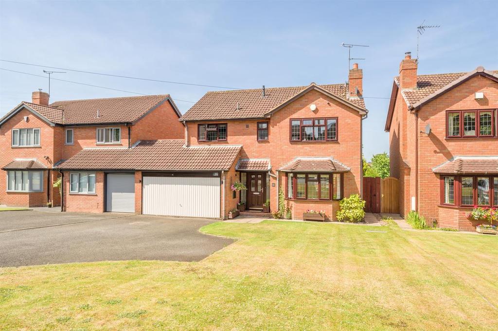 Hagley Road, Oldswinford, DY8 2JN 4 bed detached house £525,000