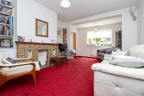 19 Graylands, Theydon Bois, Epping, CM16 7LB