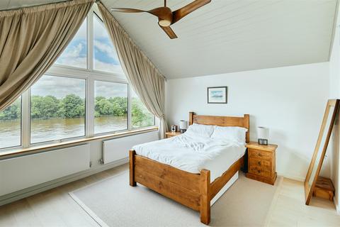 4 bedroom townhouse for sale - Chiswick Staithe, Chiswick, W4