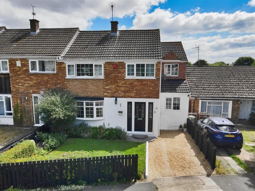 Angus Drive, Bletchley, Milton Keynes 3 bed end of terrace house £365,000