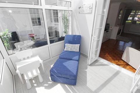 14 Angus Drive, Bletchley, Milton Keynes, MK3 7NF