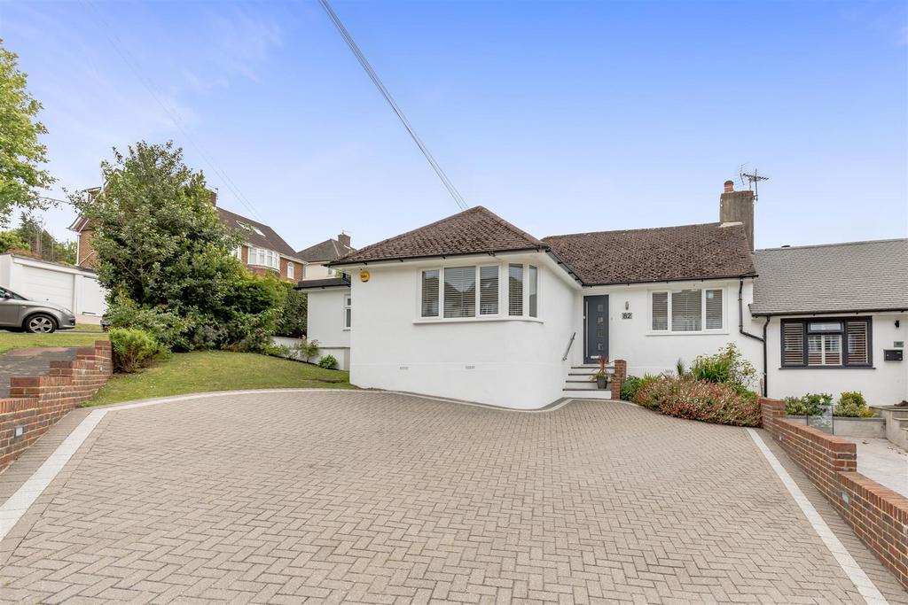 Wilmington Way, Brighton 3 bed semidetached bungalow £650,000