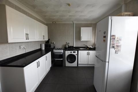 16 Gloucester Road, Gravesend, DA12 5JY