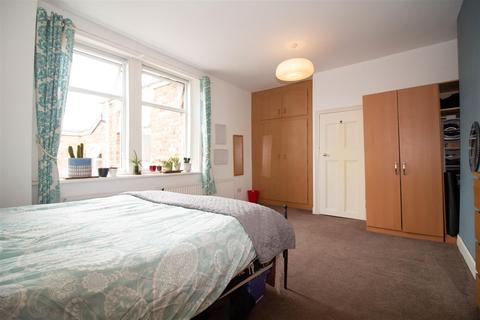 106 Windsor Avenue, Gateshead, NE8 4NX