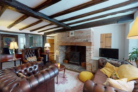 19 The Chain, Sandwich, CT13 9BJ