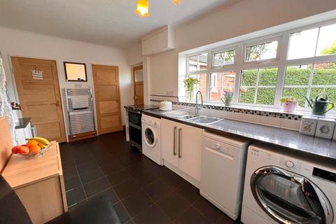 12 Daisy Avenue, Ipstones, Stoke-on-trent, ST10 2LE