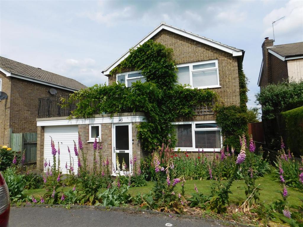 West Lane, Ripon 4 bed detached house £290,000