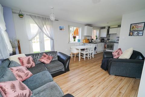127 Johnson Drive, Leighton Buzzard, LU7 4QR