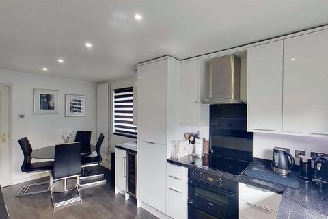 1 Adelphi Street, Campbell Park, Milton Keynes, MK9 4AE