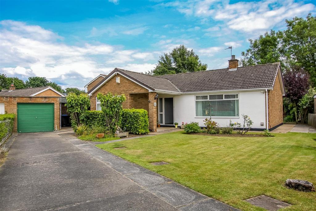 Helmsley Way, Northallerton 3 bed detached bungalow for sale £335,000