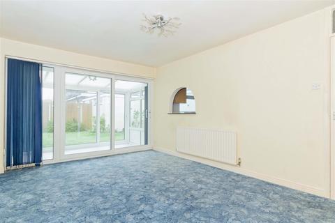 65 Boxgrove, Goring By Sea, Worthing, BN12 6BB