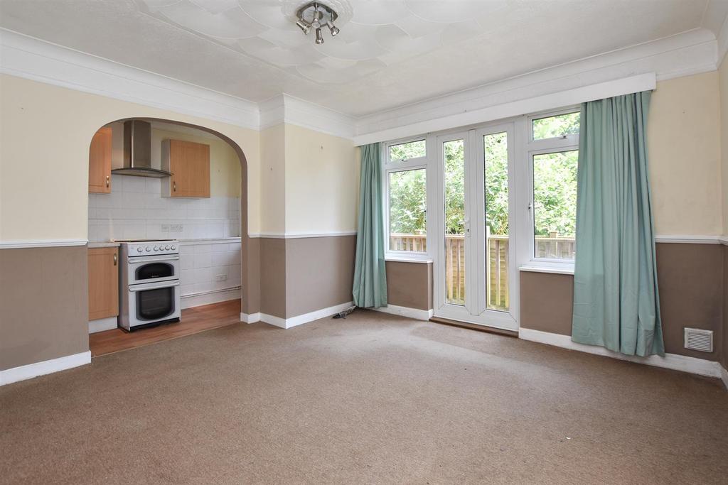 The Green, St. LeonardsOnSea 1 bed flat for sale £130,000
