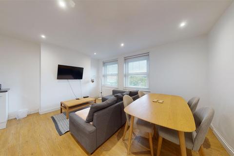 37 Coolinge Road, Folkestone, CT20 1EW