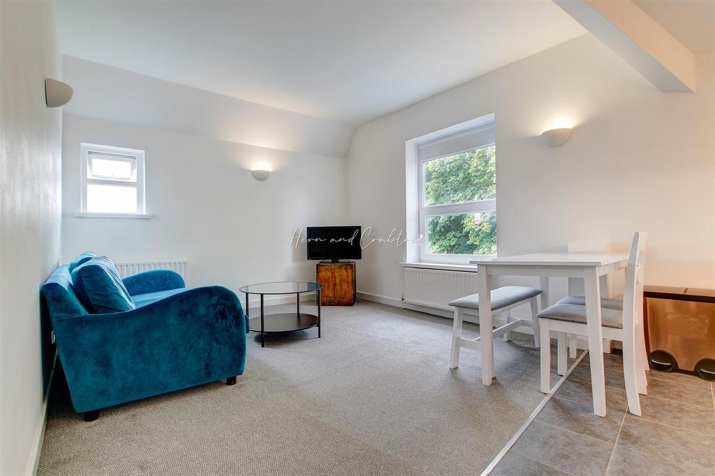 St. Johns Crescent, Canton, Cardiff 1 bed property £155,000