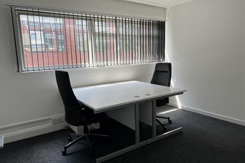 Serviced office to rent - 19-21 Eastern Road,Romford,
