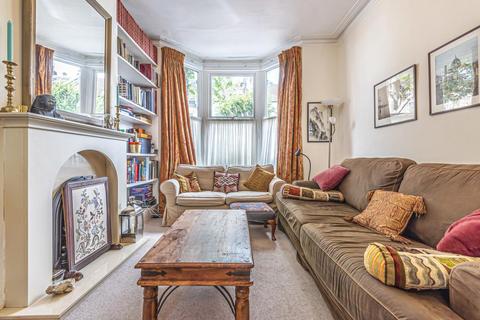 19 Amies Street, London, SW11 2JL