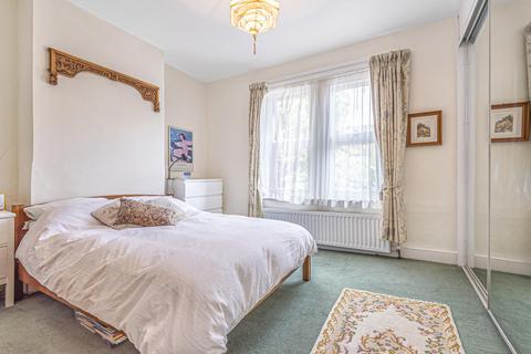 19 Amies Street, London, SW11 2JL