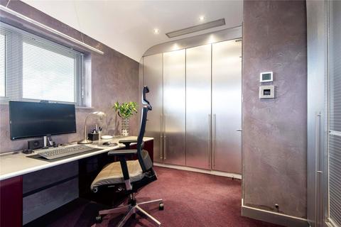 Flat 50, Cathedral Lodge, 110 - 115 Aldersgate Street, London, EC1A 4JE
