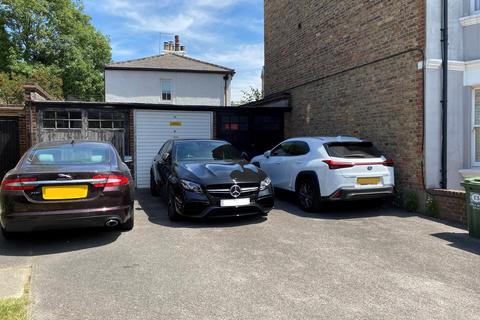 3, Westcott Court, 13 Holmdale Road, London, NW6 1BH