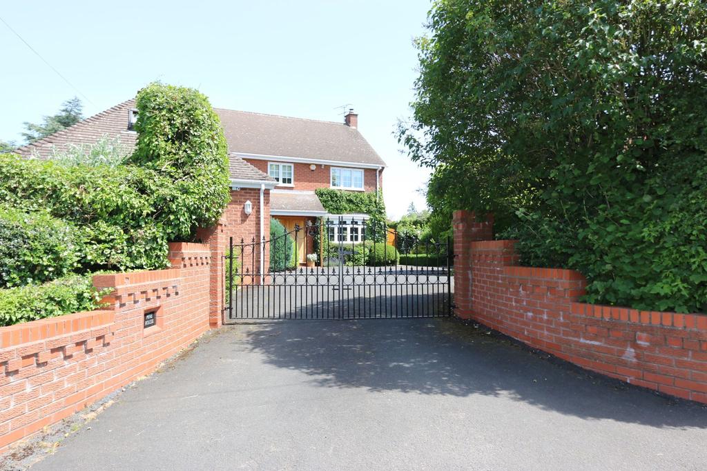 Pine House, Dunnington, Alcester, B49 5 bed detached house £735,000