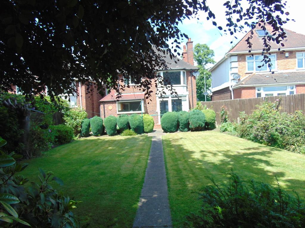 Coleshill Road, Hodge Hill, Birmingham, West Midlands 4 bed detached
