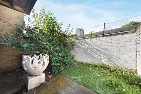 23a Tiller Road, London, E14 8PY