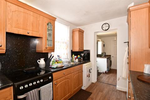 56 Bryant Road, Rochester, ME2 3ES