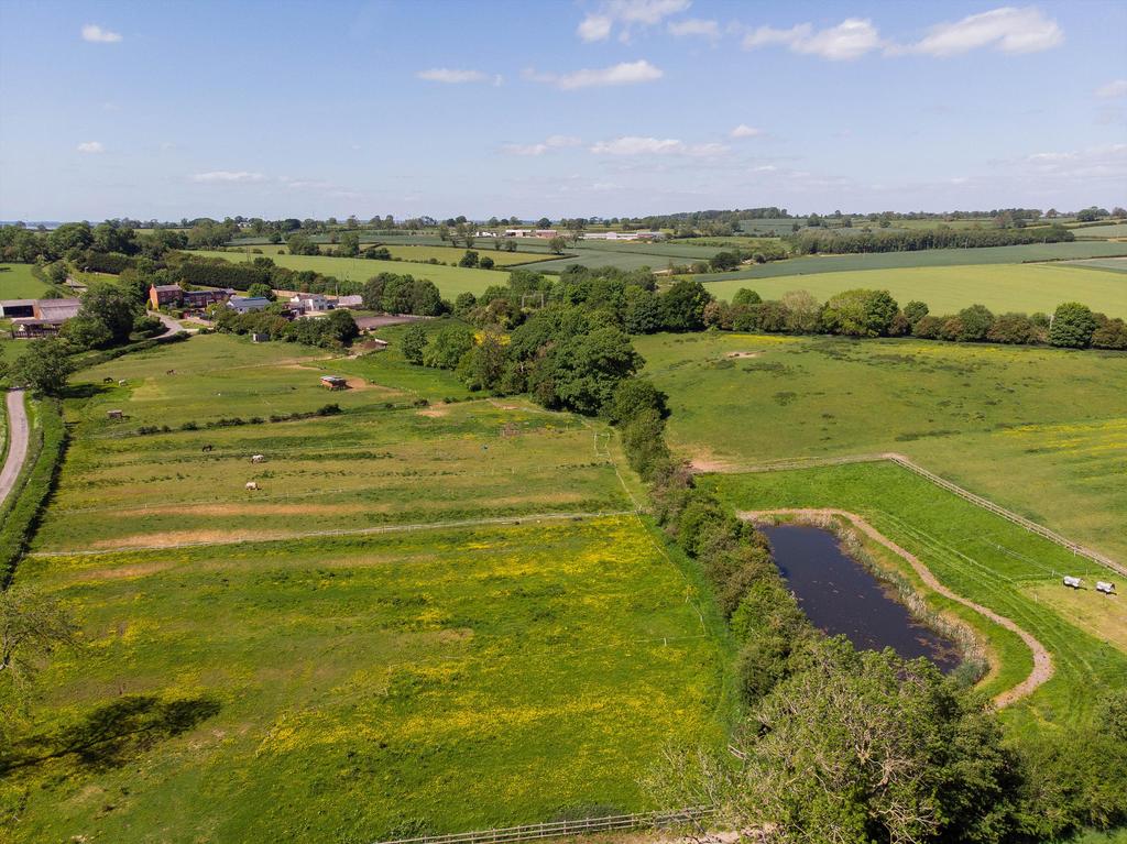 Watford, Northampton, Northamptonshire, NN6 4 bed detached house for