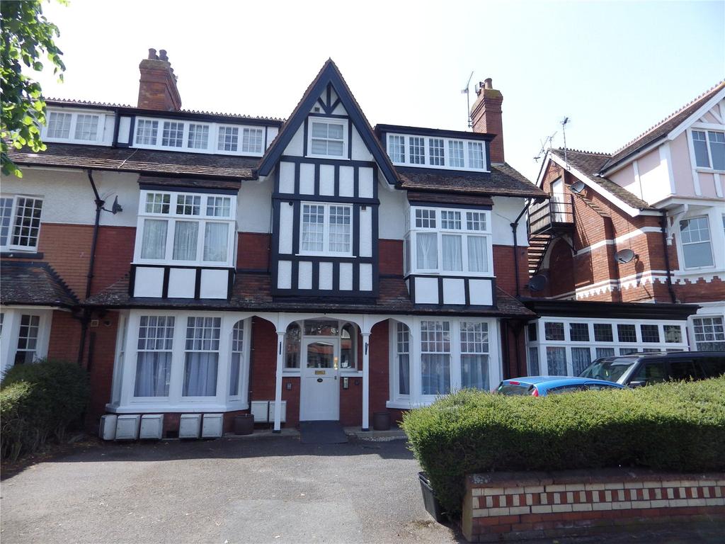 Tregonwell Road, Minehead, Somerset, TA24 1 bed apartment £550 pcm (£127 pw)