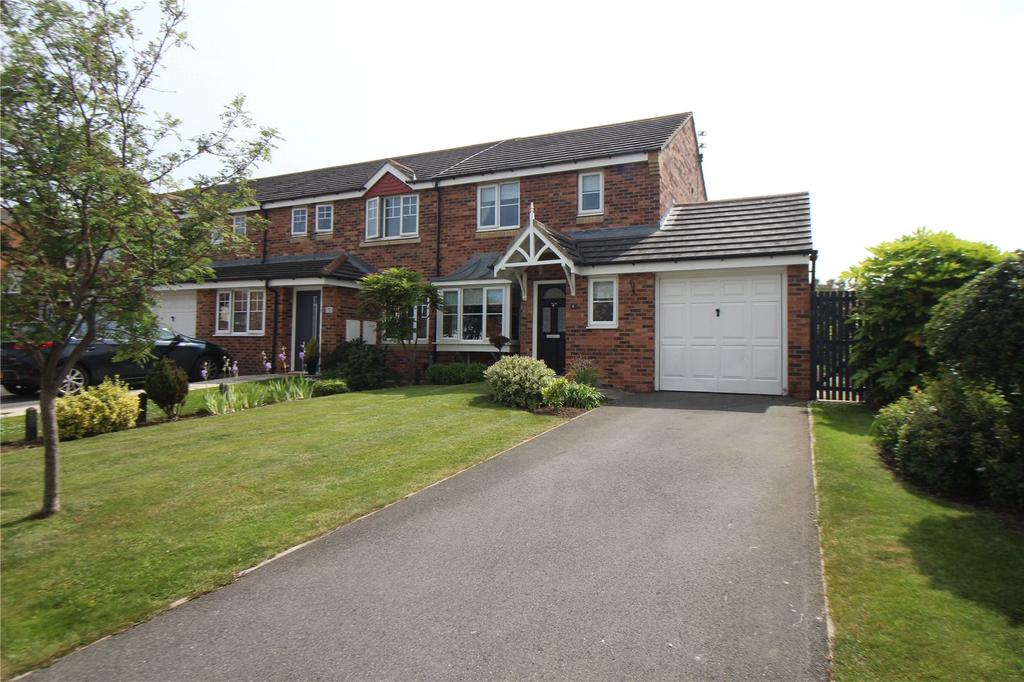 Sedgewick Close, Hartlepool, TS24 3 bed semidetached house £140,000