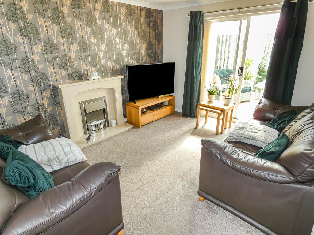 Grousemoor Drive, Fallowfield, Ashington, Northumberland, NE63 8LU 3