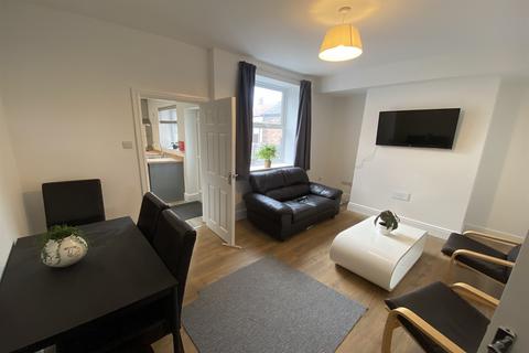 undefined, Queens Road, NG9 2BT
