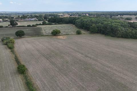 Land for sale, Tumblers Green CM77