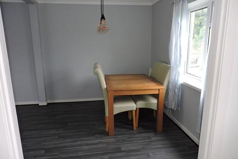 44 Brynhafod, Ammanford, SA18 3QH