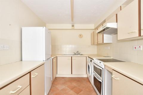 1 bedroom flat for sale, Outwood Common Road, Billericay, Essex