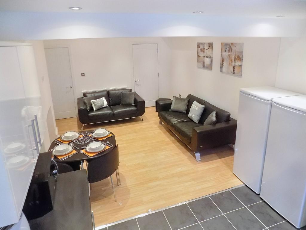 Tylney Road, Sheffield S2 1 bed in a house share £485 pcm (£112 pw)