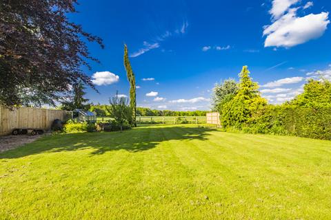 4 bedroom semi-detached house to rent, Westerly Cottage, Westridge Green, RG8