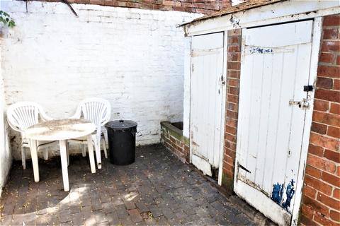 18 Barrack Square, Grantham, NG31 9DG