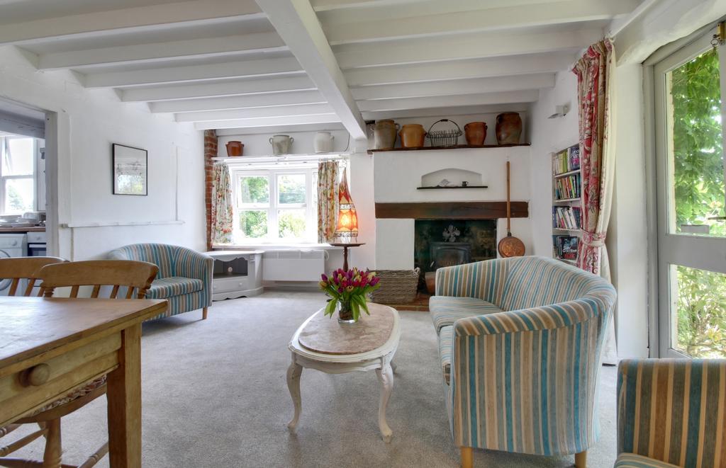 Living room 2