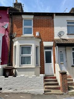 3 bedroom terraced house to rent, Baden Road,