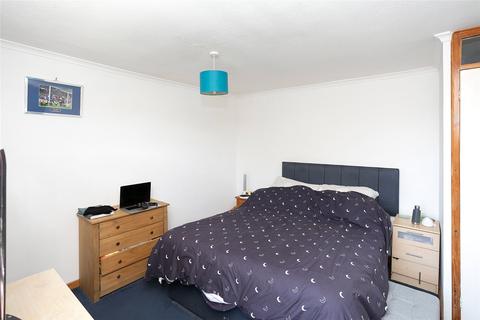 15 Moat Close, Bushey, WD23 3BS
