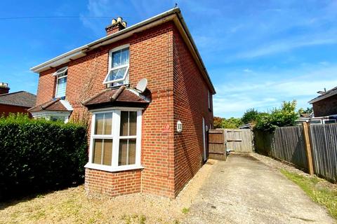3 bedroom semi-detached house to rent - Pinegrove Road, Southampton, Hampshire, SO19