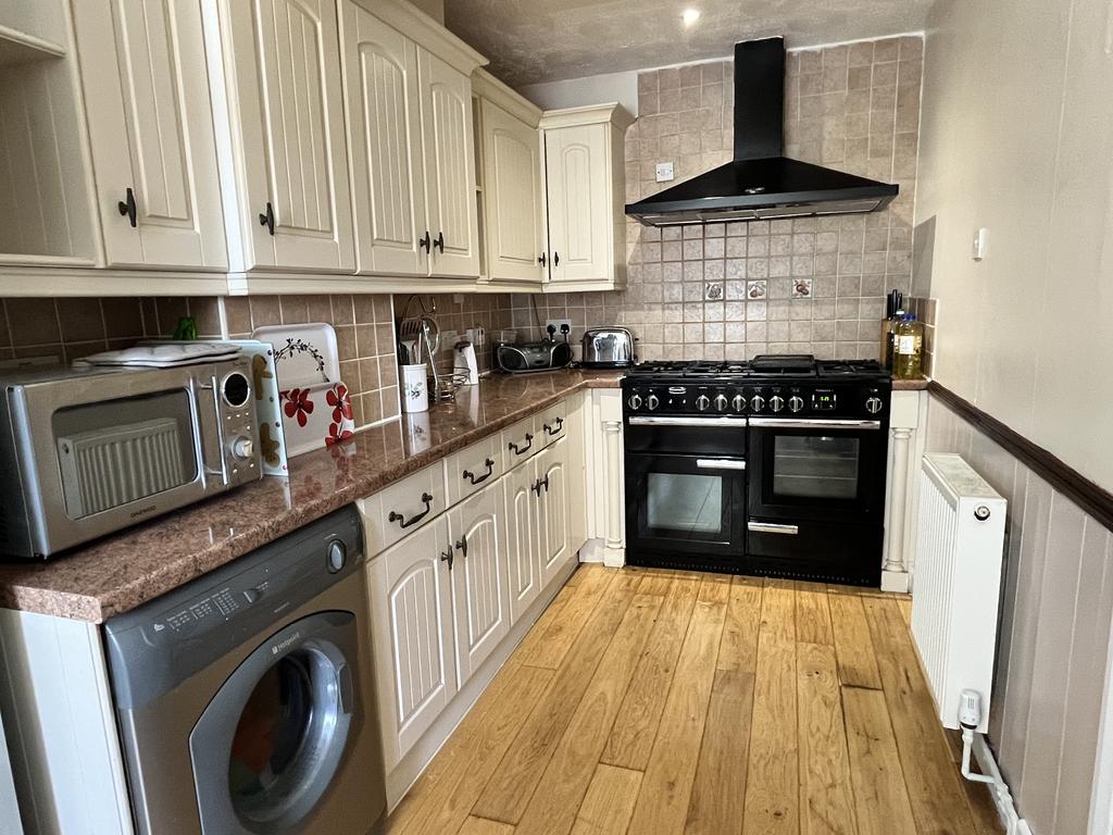 Rosebank Road, Countesthorpe 3 bed semidetached house £270,000