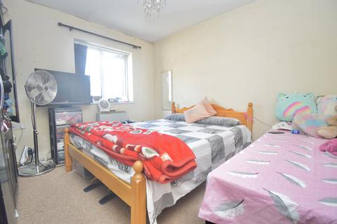1 bedroom flat for sale - Uppingham Road, Leicester, LE5