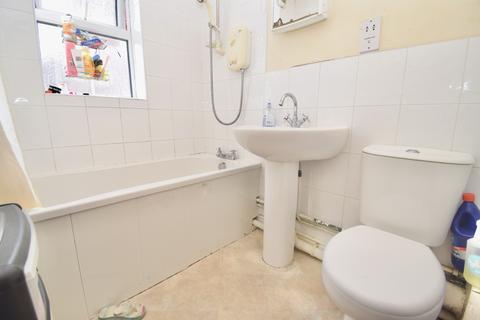 1 bedroom flat for sale - Uppingham Road, Leicester, LE5