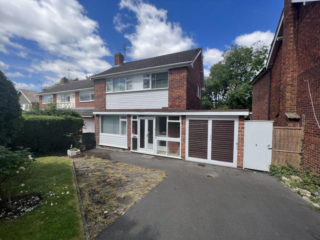 Beech Road, Oadby, LE2 3 bed detached house £340,000