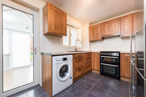 2 bedroom semi-detached house to rent, Otters Reach, Kennington OX1 5QL