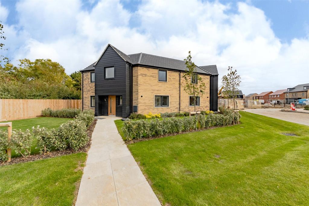 Haden Way, Willingham, Cambridgeshire 3 bed semidetached house £379,950
